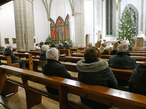 Darstellung des Herrn mit Kerzenweihe und Blasiussegen (Foto: Karl-Franz Thiede)